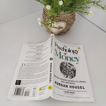 The Psychology of Money: Timeless lessons on wealth, greed, and happiness