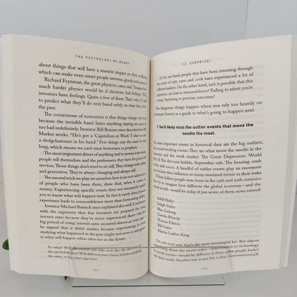 The Psychology of Money: Timeless lessons on wealth, greed, and happiness